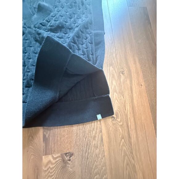 Lululemon Cable-Knit Relaxed-Fit Sweater Vest sz Med - Picture 8 of 8